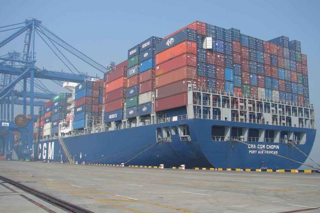 Guidelines Of Sending Goods To Your Relatives Using Freight Companies