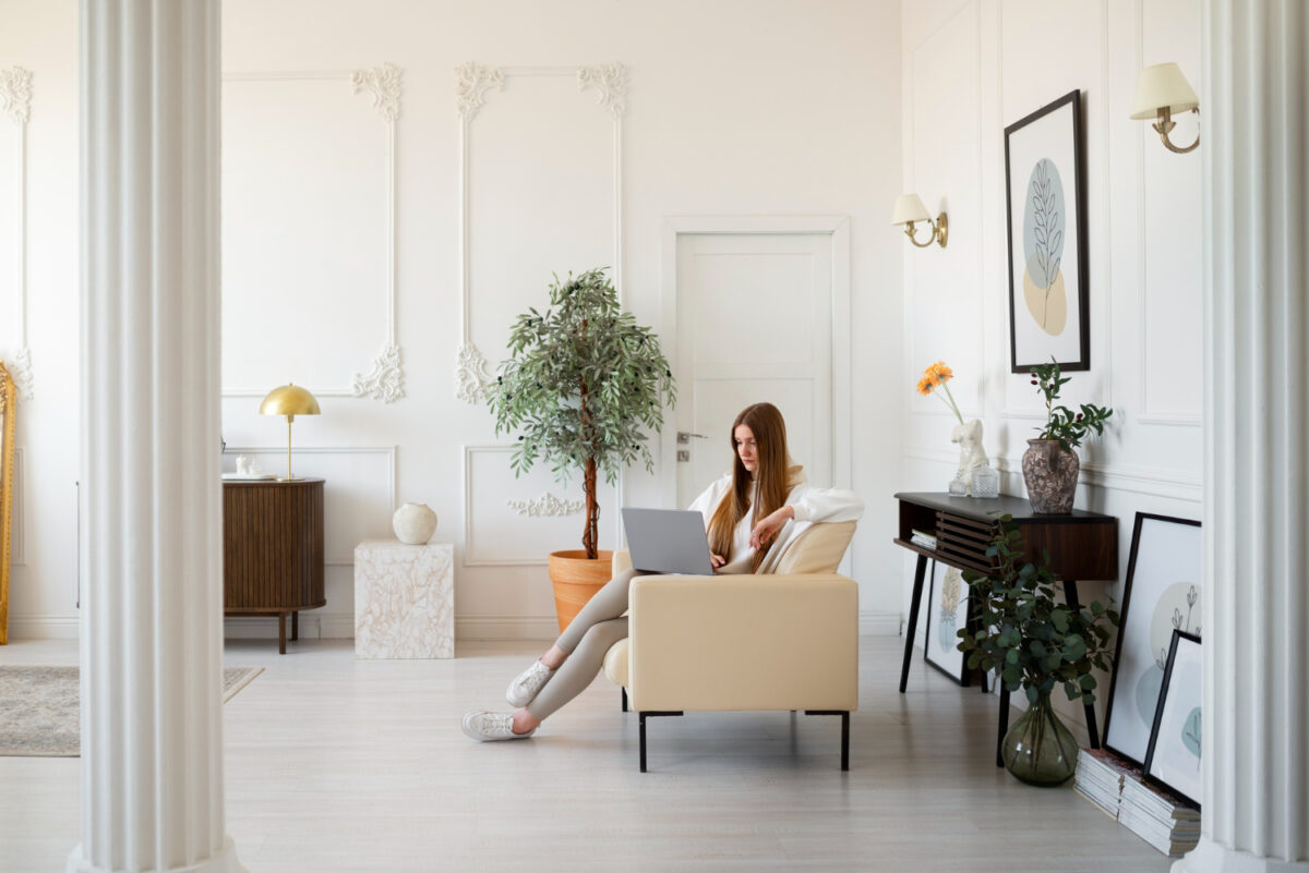 Discret Design How Discreet Interior Design Will Shape Homes in 2026